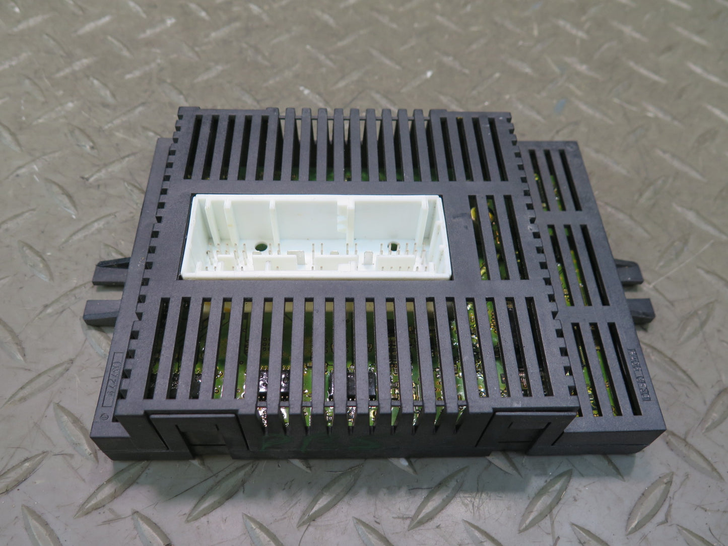 2006-2010 BMW E63 E64 M6 LCM Head Light Control Module LM II AHL