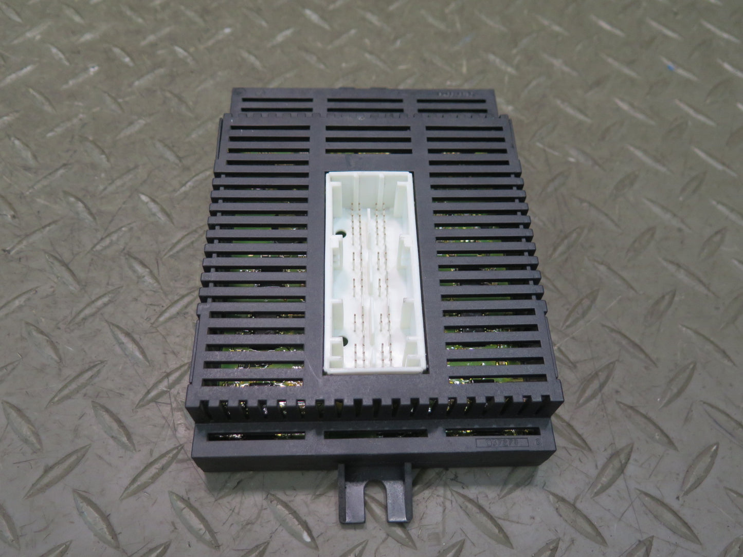 2006-2010 BMW E63 E64 M6 LCM Head Light Control Module LM II AHL