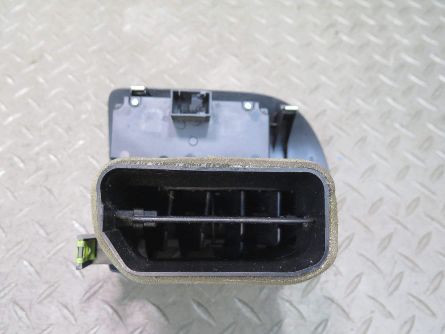 06-10 BMW E64 E63 M6 Dash Front Left & Right A/C Air Vent w Headlight Switch Set