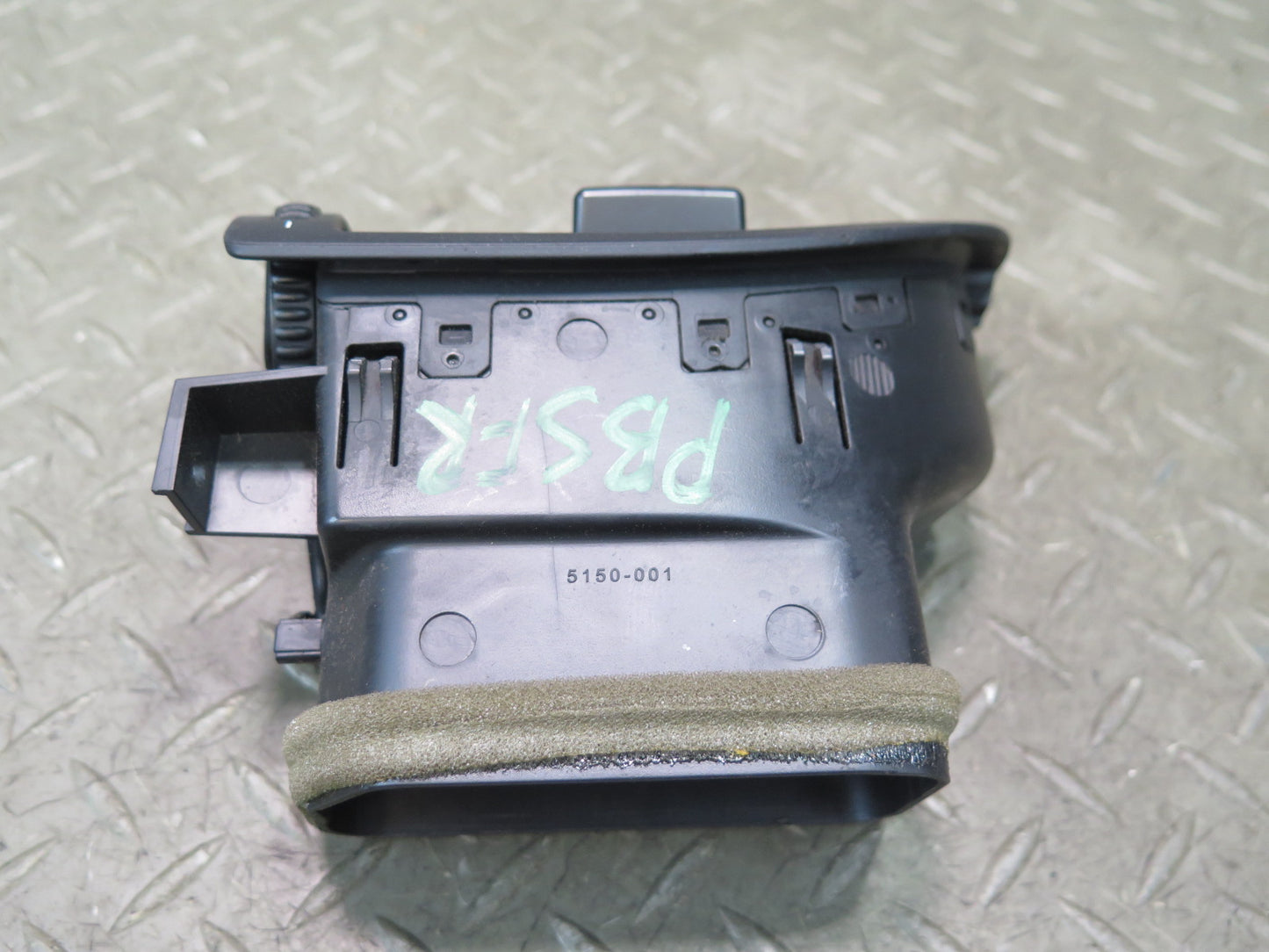 06-10 BMW E64 E63 M6 Dash Front Left & Right A/C Air Vent w Headlight Switch Set