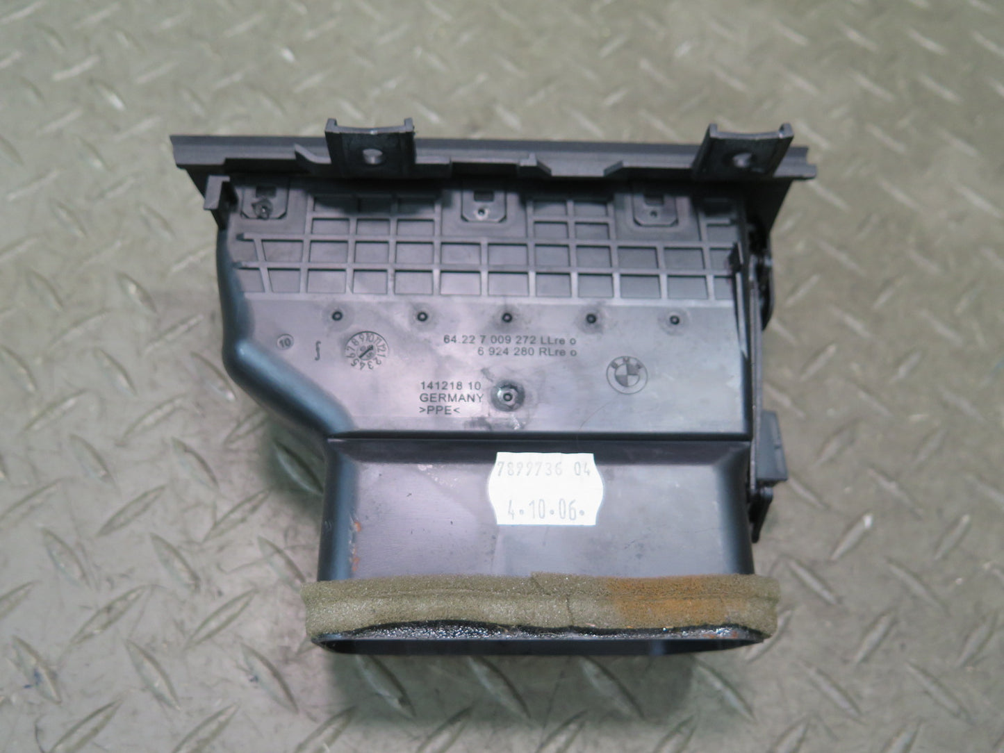 06-10 BMW E64 E63 M6 Dash Front Left & Right A/C Air Vent w Headlight Switch Set