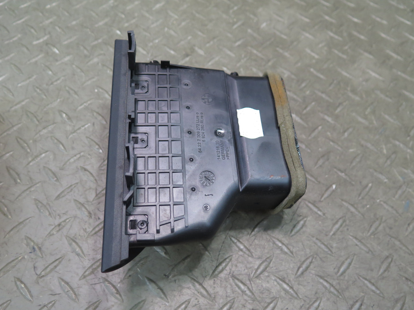 06-10 BMW E64 E63 M6 Dash Front Left & Right A/C Air Vent w Headlight Switch Set