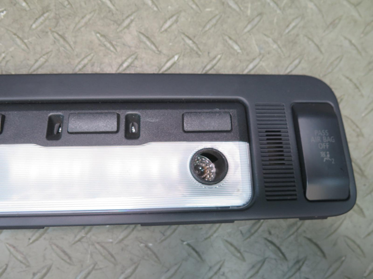 2006-2010 BMW E63 E64 M6 Front Overhead Dome Reading Interior Light 6962010