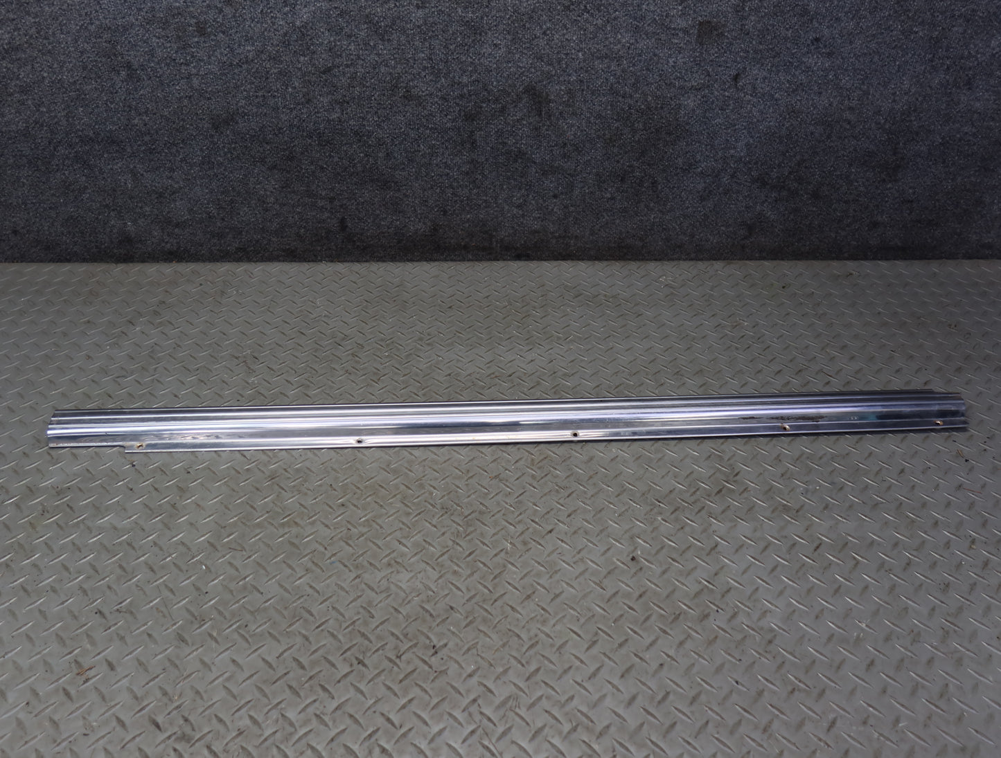 86-89 Mercedes R107 560SL Left & Right Door Sill Scuff Plate Trim Set OEM