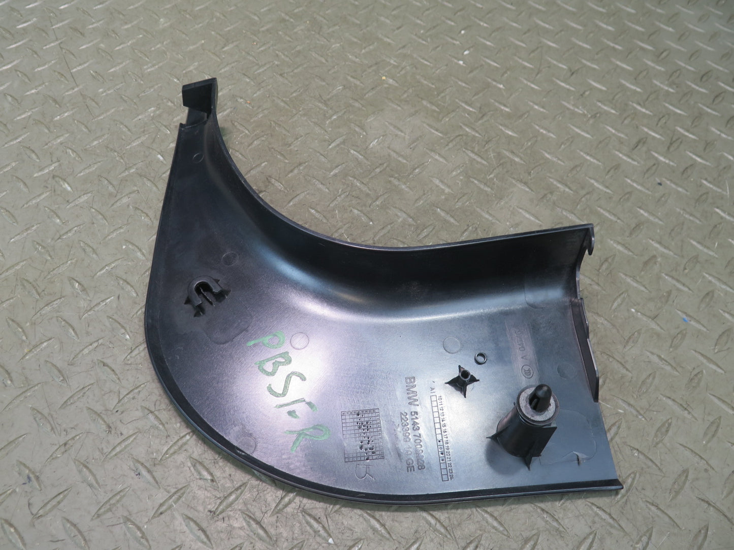2006-2010 BMW E63 E64 Front Left & Right Kick Trim Cover Panel Set of 2