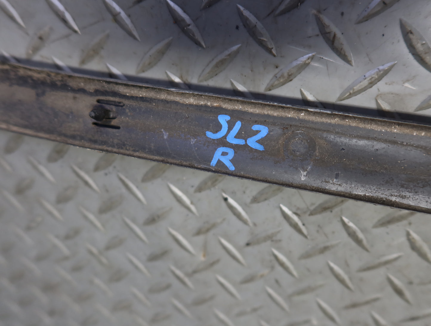 86-89 Mercedes R107 560SL Right Rocker Lower Chrome Molding OEM
