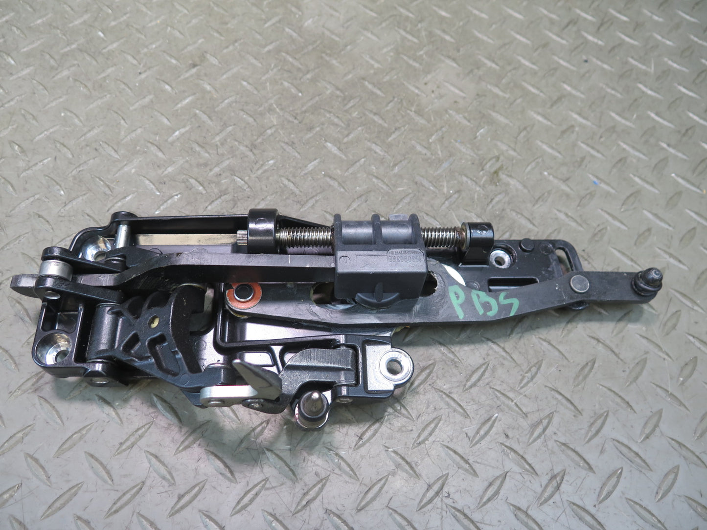 2007-2010 BMW E64 M6 Convertible Rear Left & Right Lock Latch Actuator Set of 2