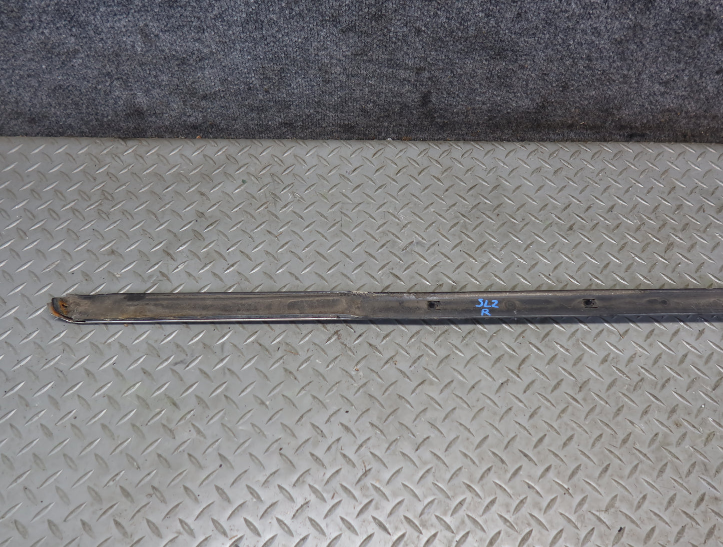86-89 Mercedes R107 560SL Right Rocker Lower Chrome Molding OEM