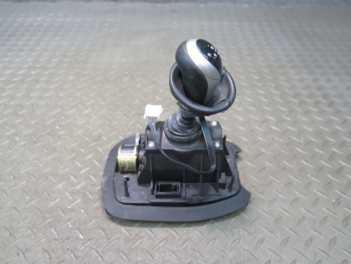 2006-2010 BMW E64 E63 M6 SMG Transmission Gear Shifter Knob Selector Lever