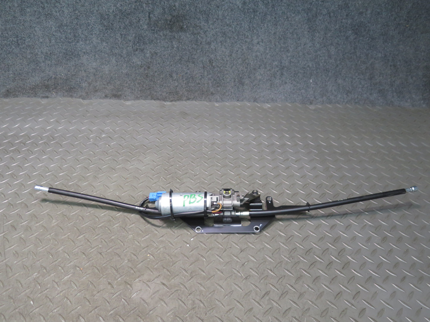 2006-2010 BMW E64 M6 Convertible TOP Roof Lock Latch Drive Motor