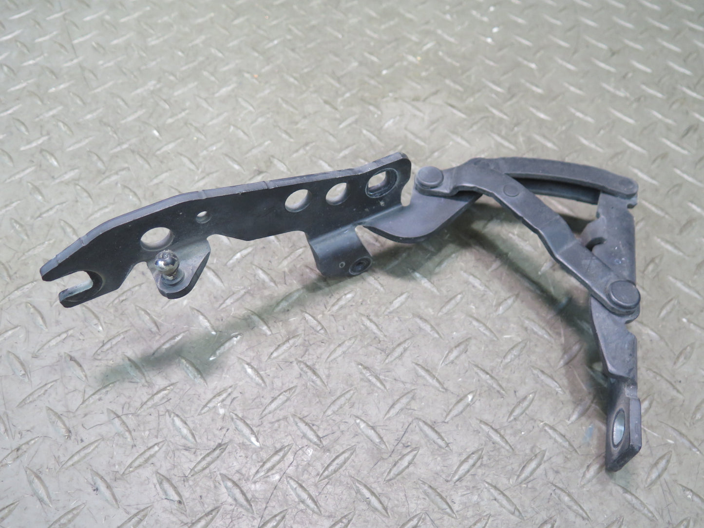 2006-2010 BMW E64 E63 M6 Front Left & Right Hood Hinge Set of 2