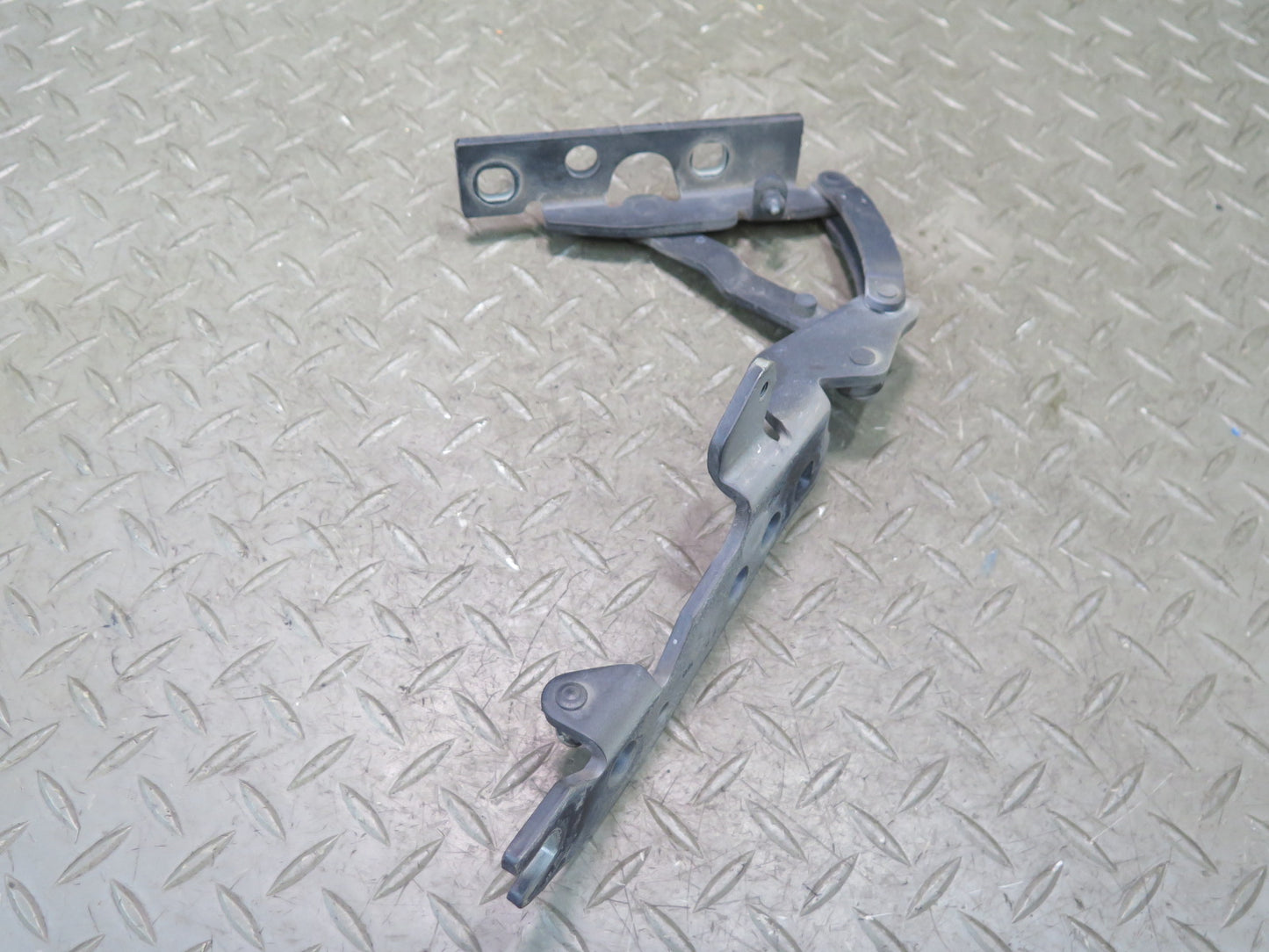 2006-2010 BMW E64 E63 M6 Front Left & Right Hood Hinge Set of 2