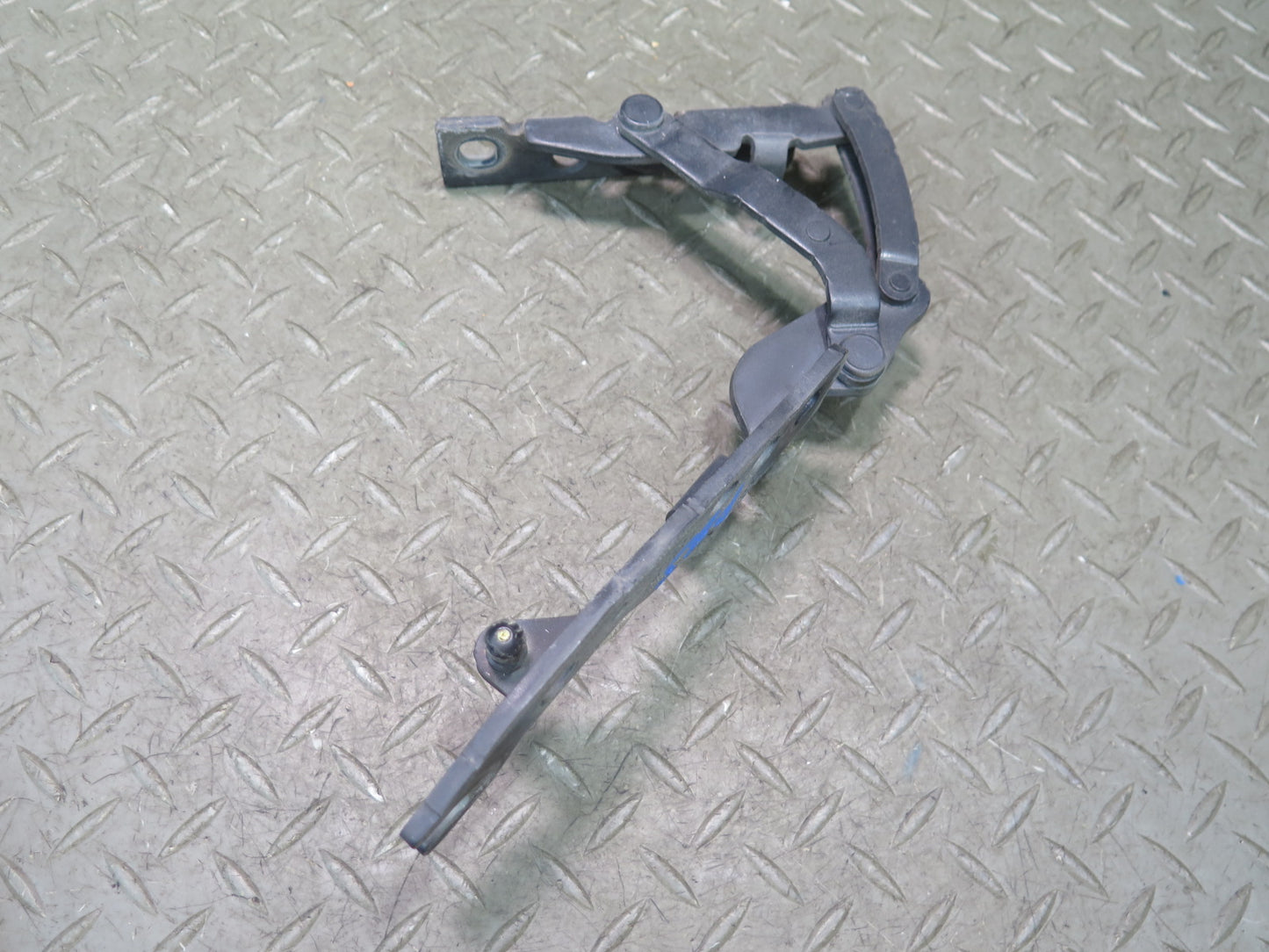 2006-2010 BMW E64 E63 M6 Front Left & Right Hood Hinge Set of 2