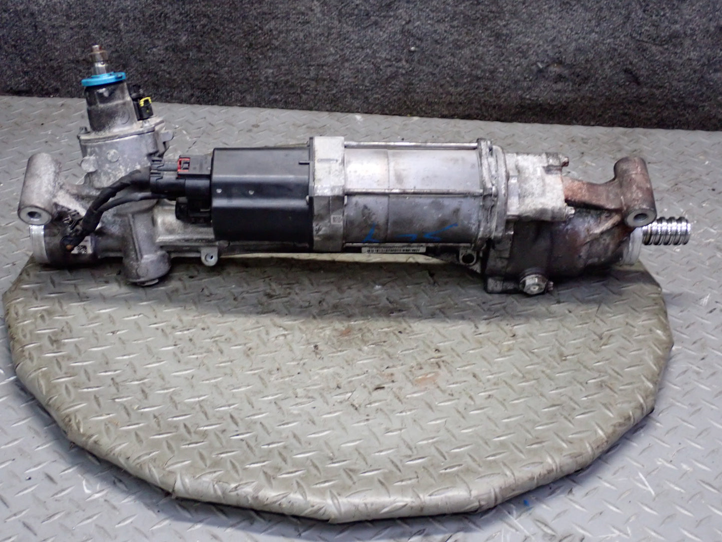 13-20 Mercedes R231 SL550 Power Steering Rack & Pinion OEM