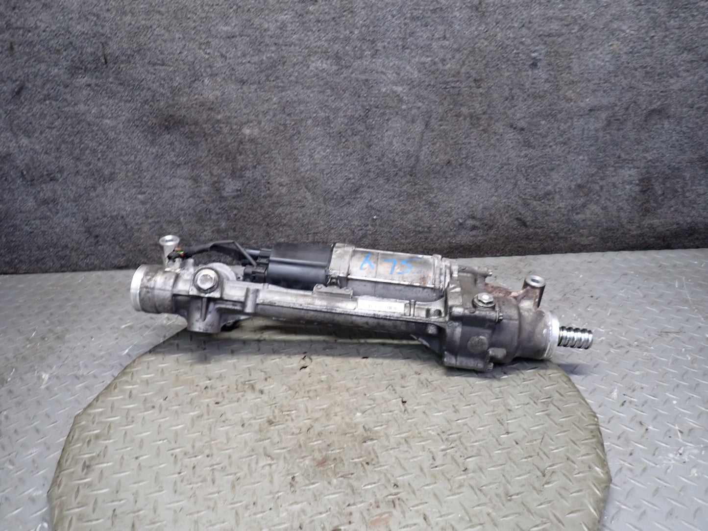 13-20 Mercedes R231 SL550 Power Steering Rack & Pinion OEM