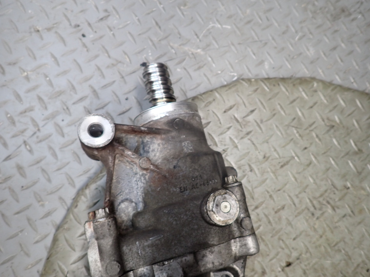 13-20 Mercedes R231 SL550 Power Steering Rack & Pinion OEM