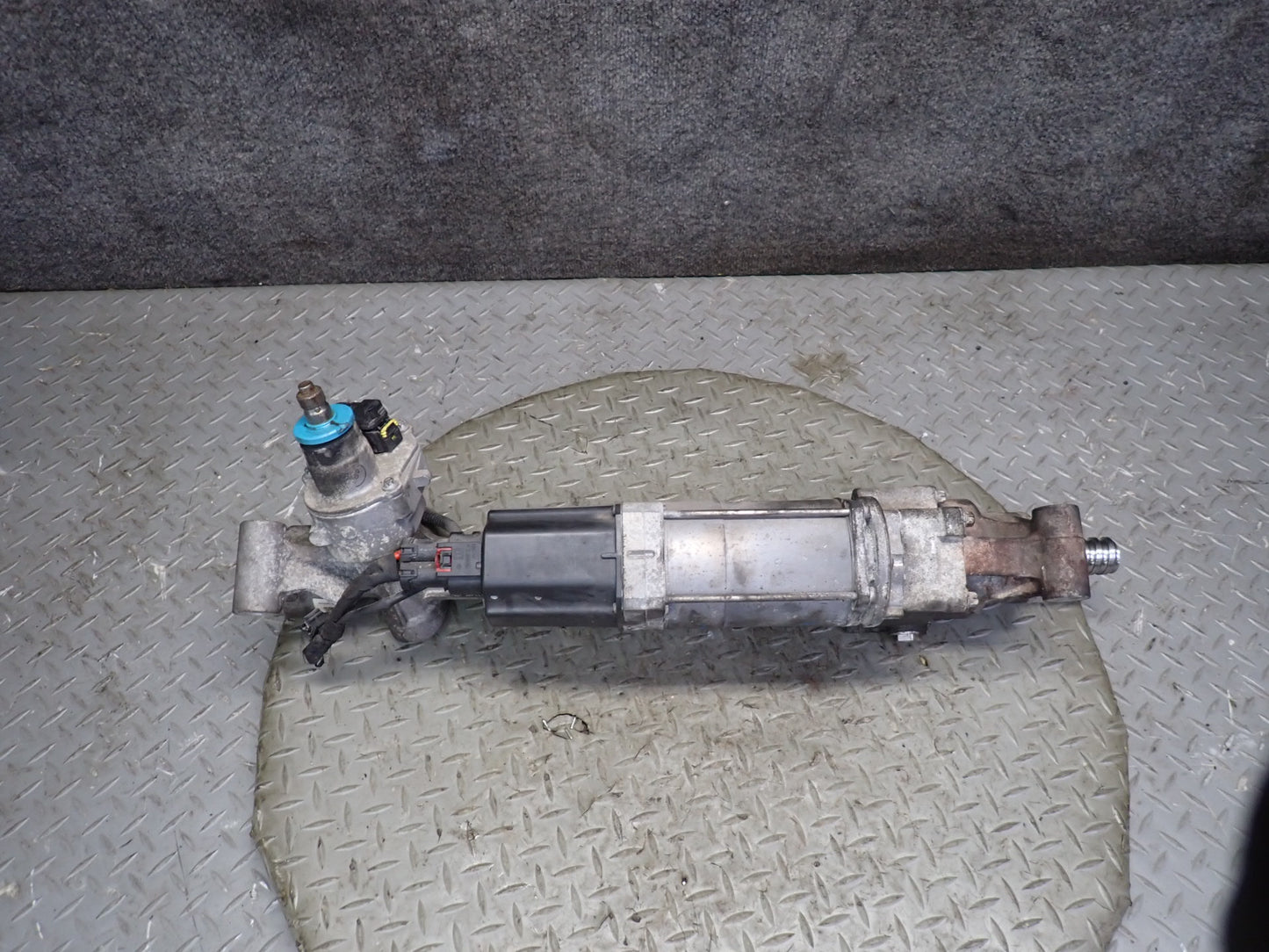 13-20 Mercedes R231 SL550 Power Steering Rack & Pinion OEM