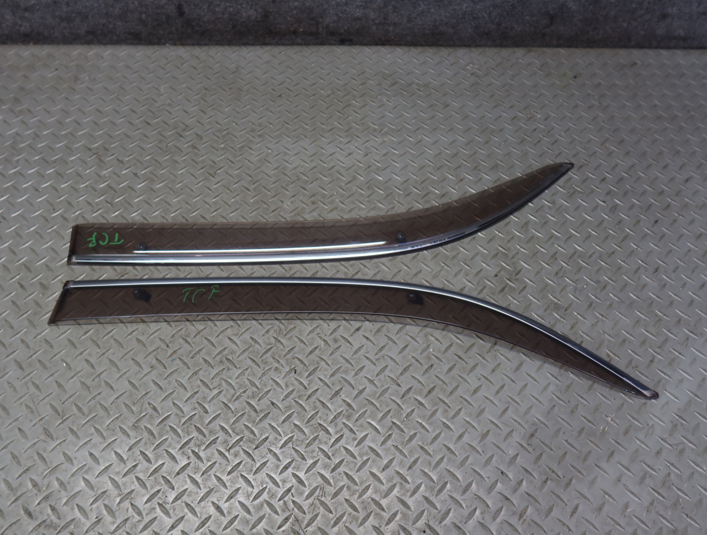 99-01 Toyota Crown JZS175 Set of 3 Front & Rear Door Window Visor Rain Guard OEM