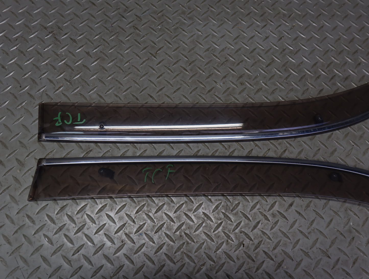 99-01 Toyota Crown JZS175 Set of 3 Front & Rear Door Window Visor Rain Guard OEM