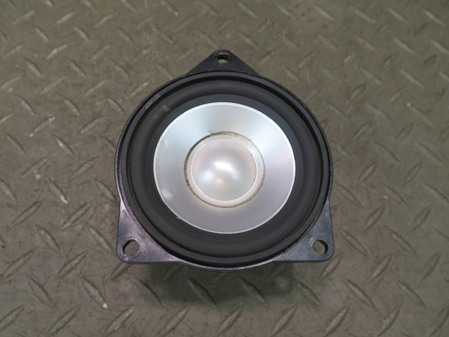 2006-2010 BMW E64 E63 M6 TOP Hi-fi MID Range Audio Speaker 6930903