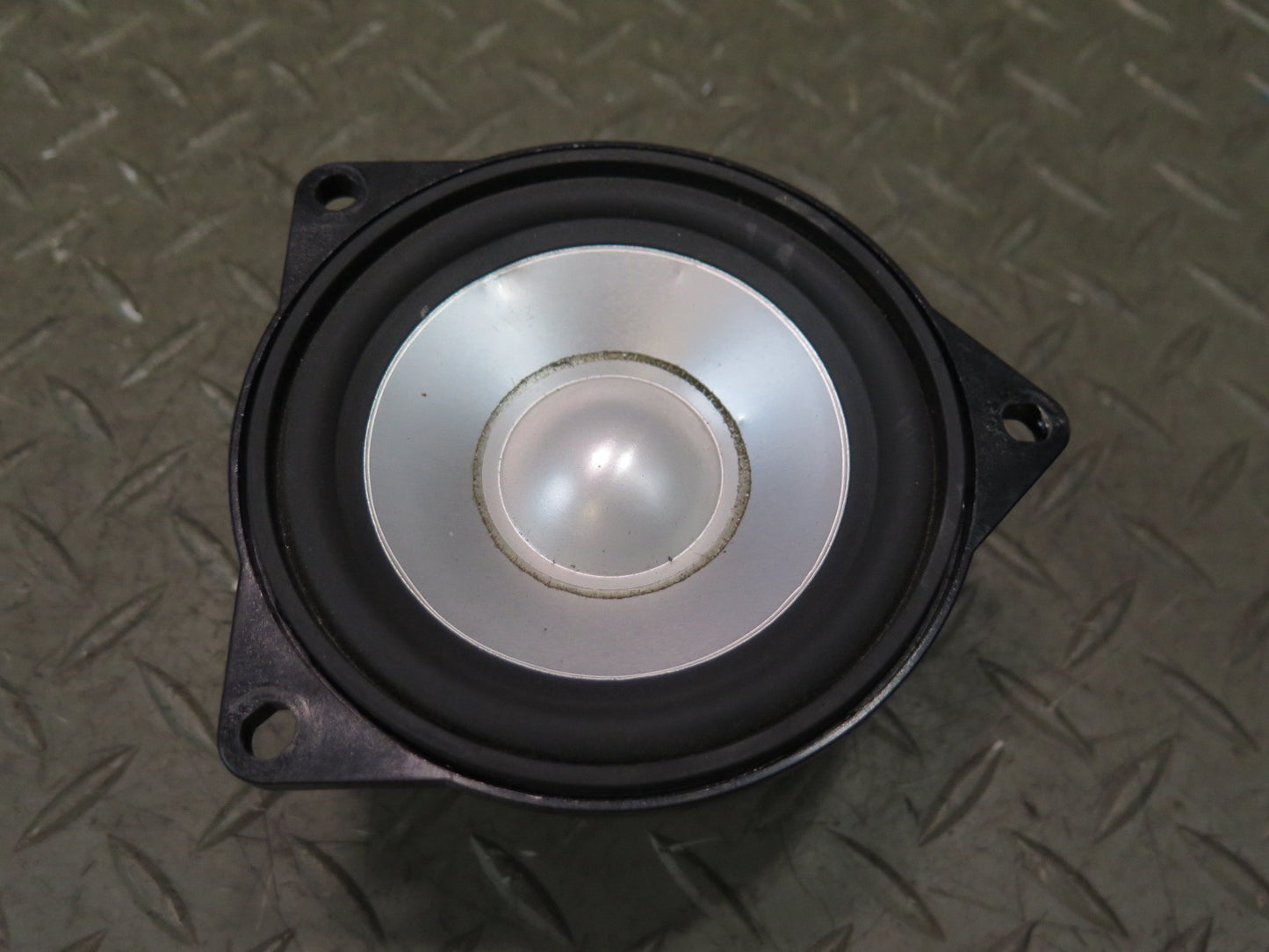 2006-2010 BMW E64 E63 M6 TOP Hi-fi MID Range Audio Speaker 6930903