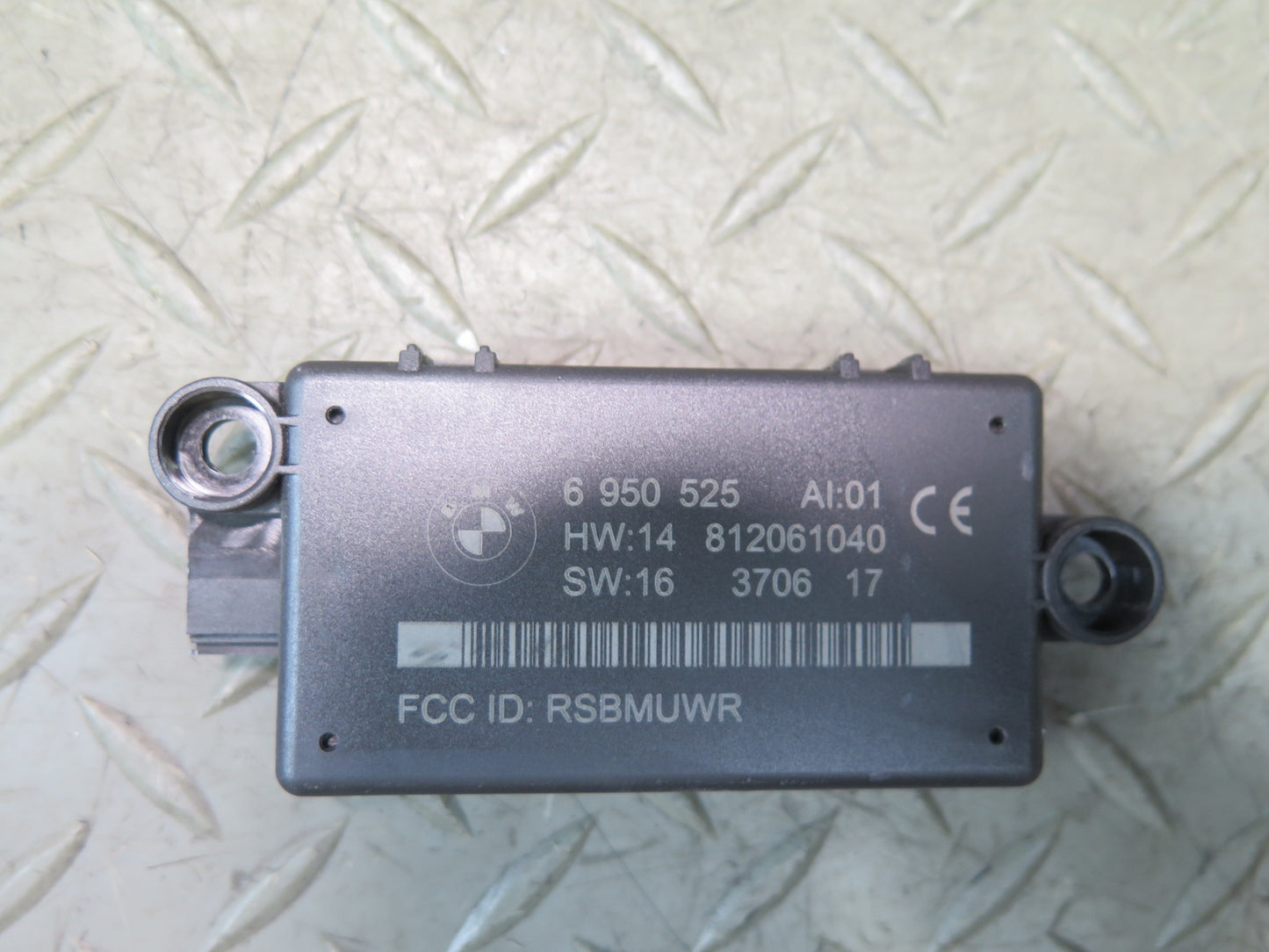 2006-2010 BMW E64 E63 M6 DWA Alarm System Antenna Control Module 6950525 OEM