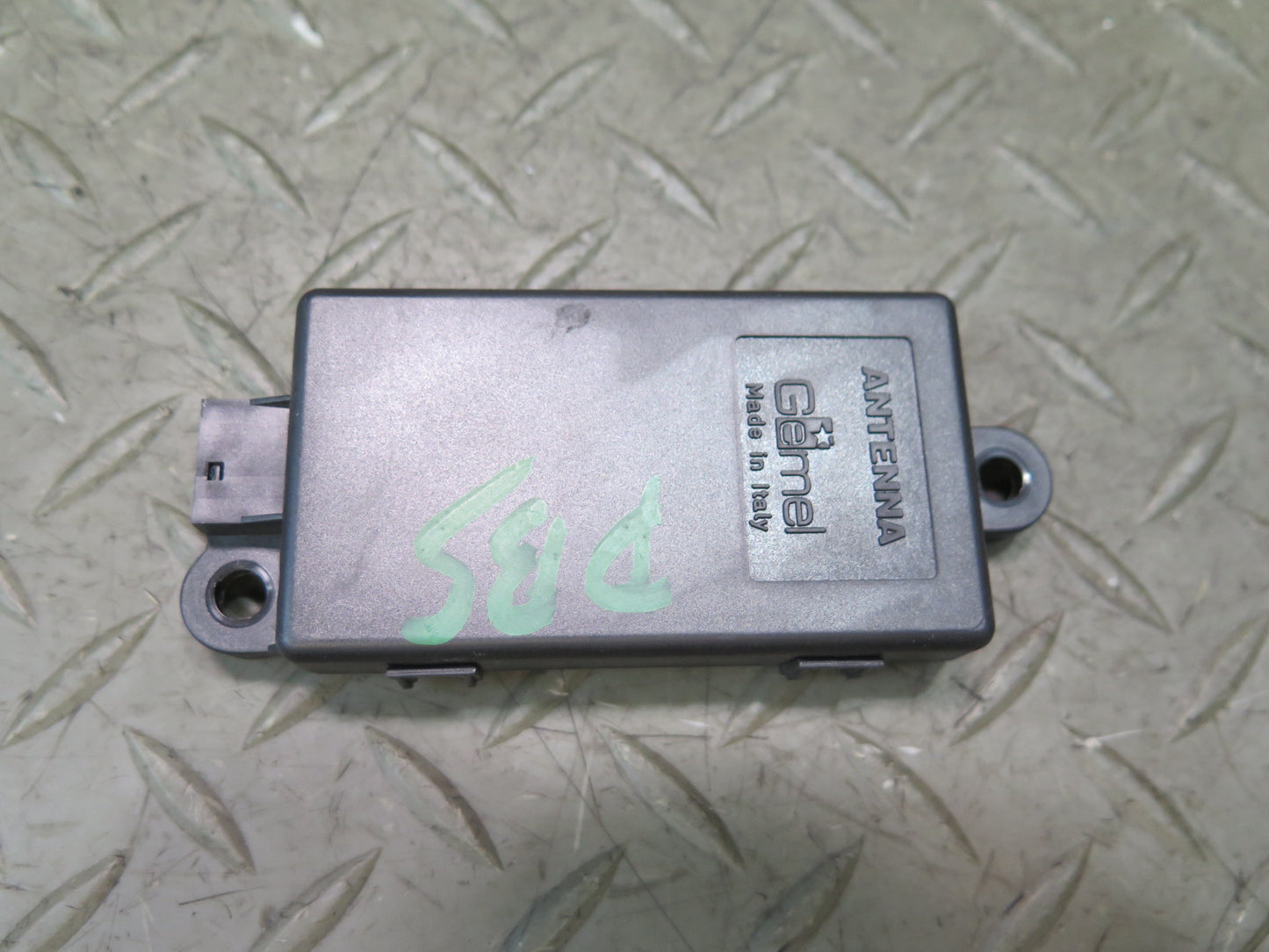 2006-2010 BMW E64 E63 M6 DWA Alarm System Antenna Control Module 6950525 OEM