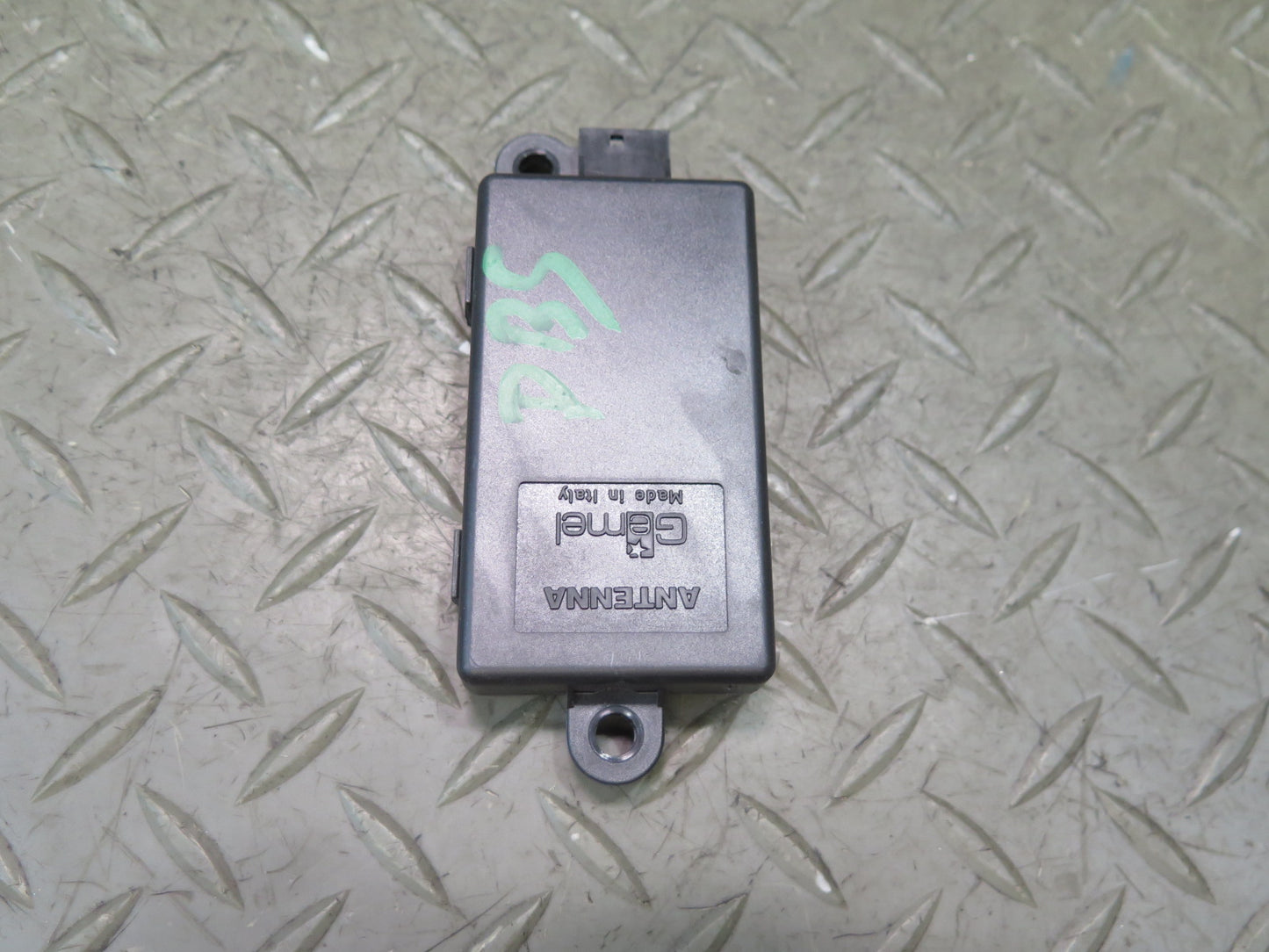2006-2010 BMW E64 E63 M6 DWA Alarm System Antenna Control Module 6950525 OEM