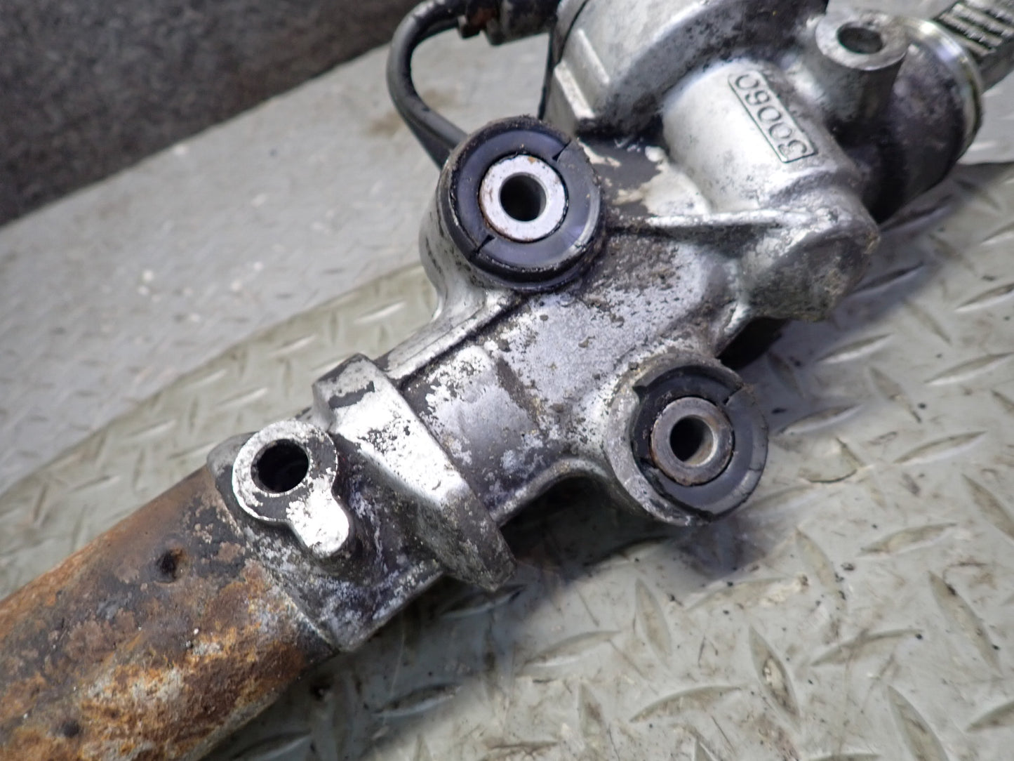 02-05 Lexus JCE10L IS300 Power Steering Rack & Pinion 130K Miles OEM