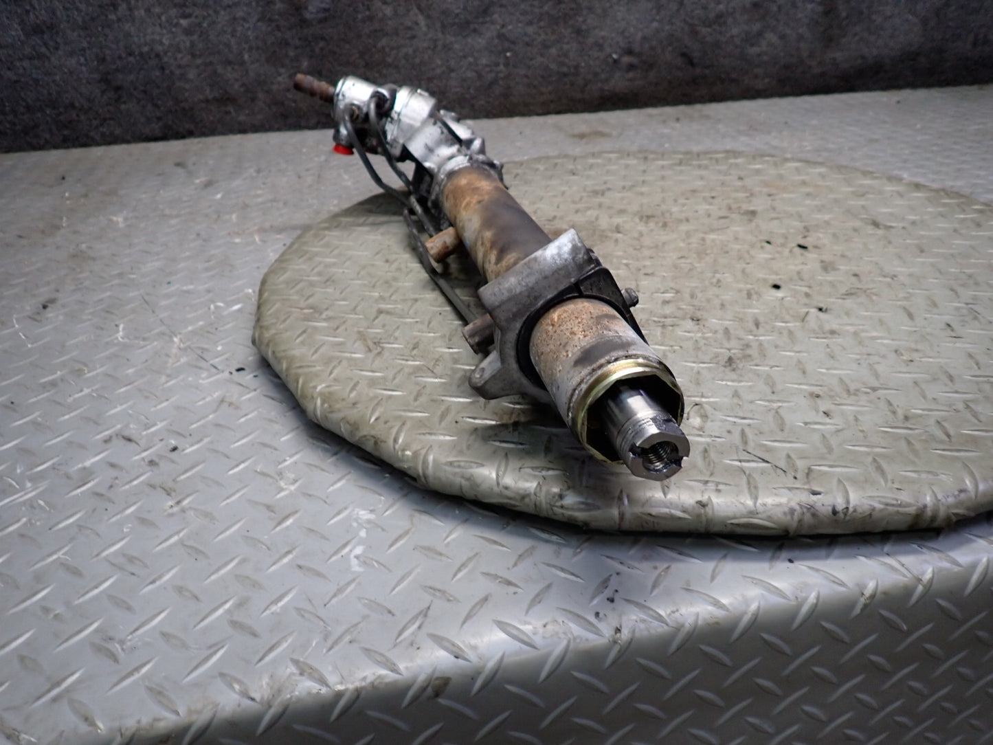 02-05 Lexus JCE10L IS300 Power Steering Rack & Pinion 130K Miles OEM