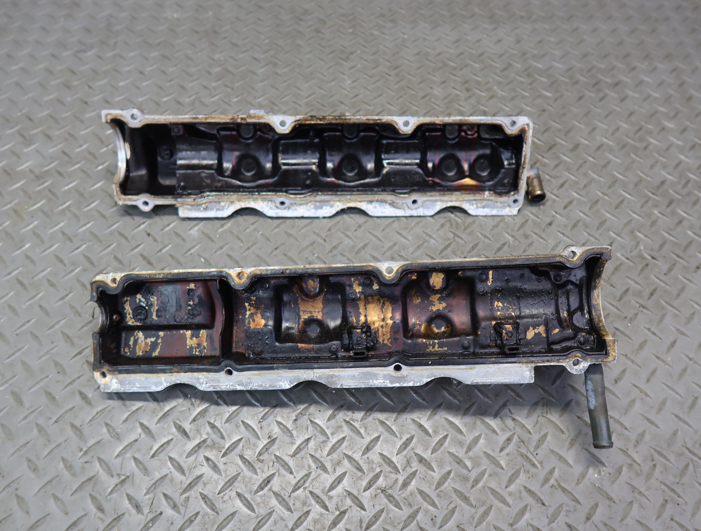 90-96 Nissan Z32 300ZX NA VG30DE Engine Motor Cylinder Head Valve Cover Set