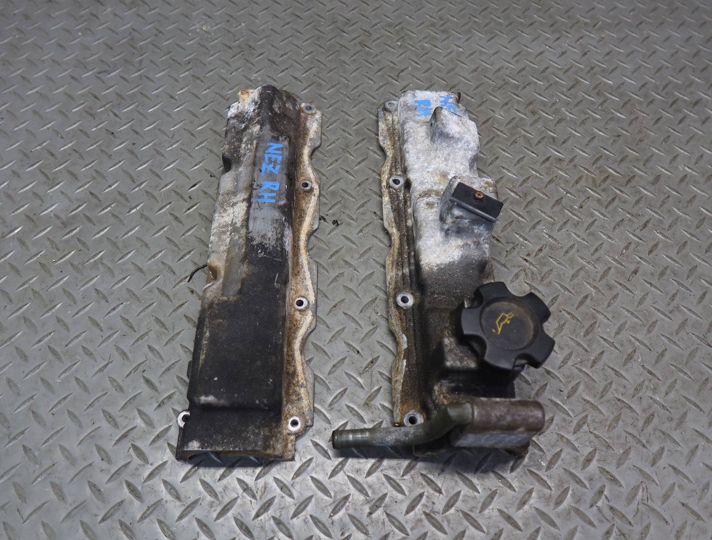 90-96 Nissan Z32 300ZX NA VG30DE Engine Motor Cylinder Head Valve Cover Set