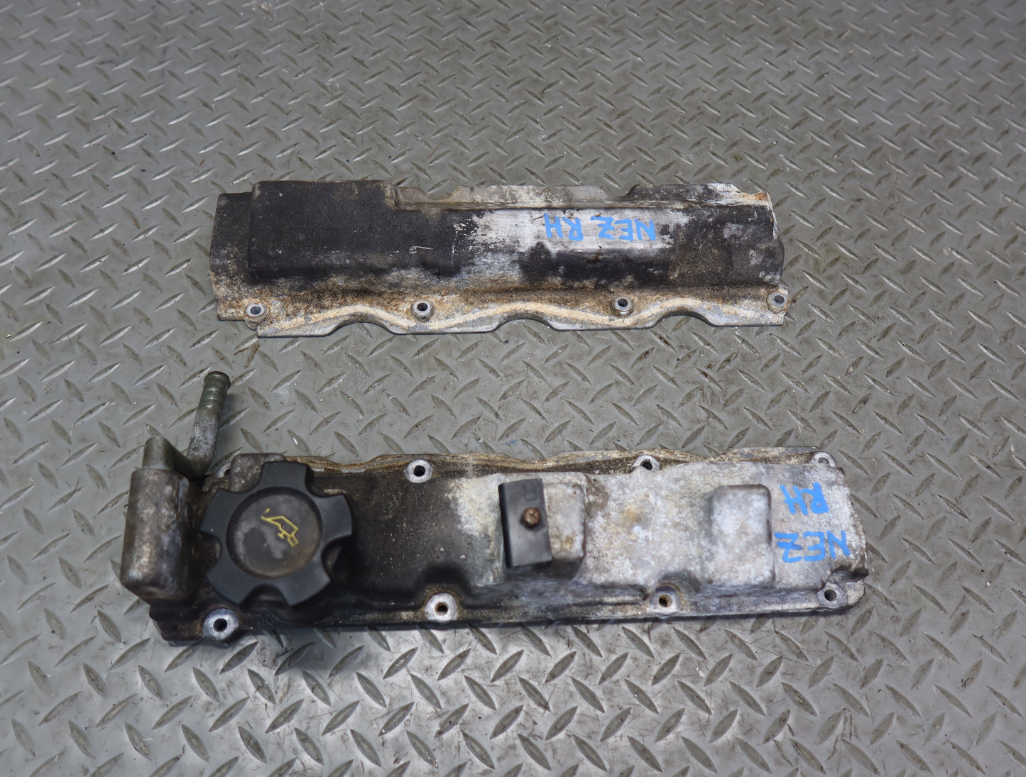 90-96 Nissan Z32 300ZX NA VG30DE Engine Motor Cylinder Head Valve Cover Set