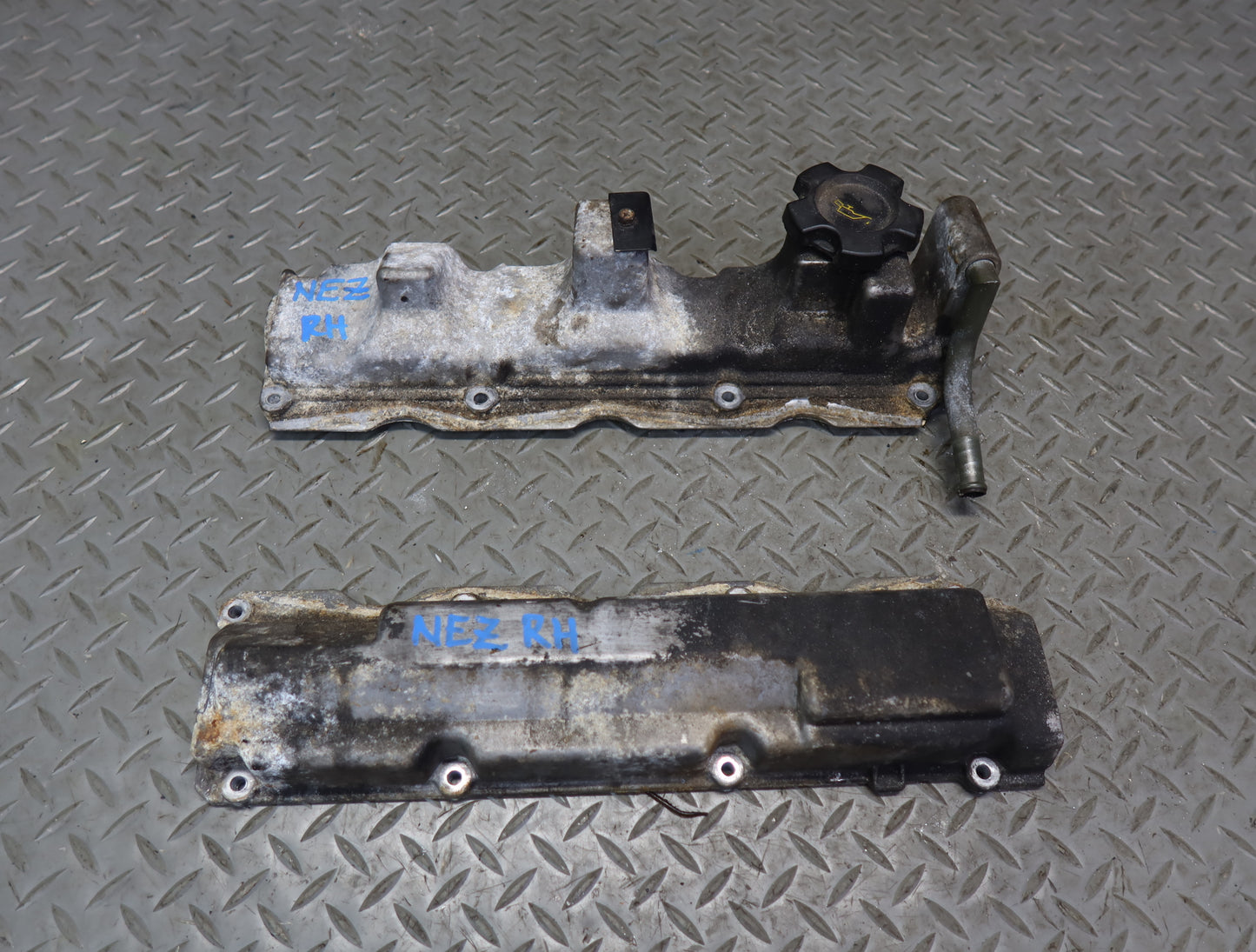 90-96 Nissan Z32 300ZX NA VG30DE Engine Motor Cylinder Head Valve Cover Set