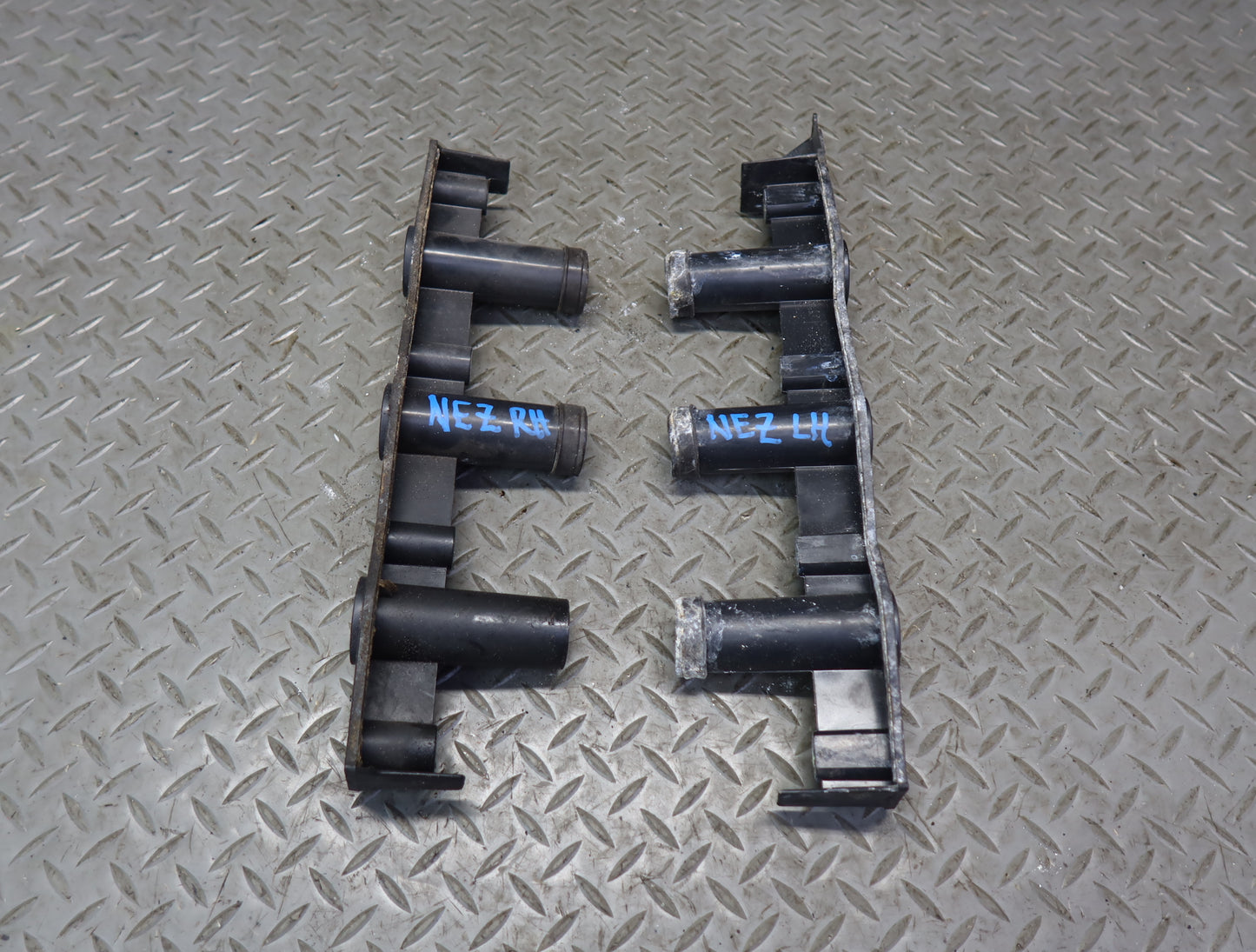 90-96 Nissan Z32 300ZX NA VG30DE Engine Motor Cylinder Head Valve Cover Set