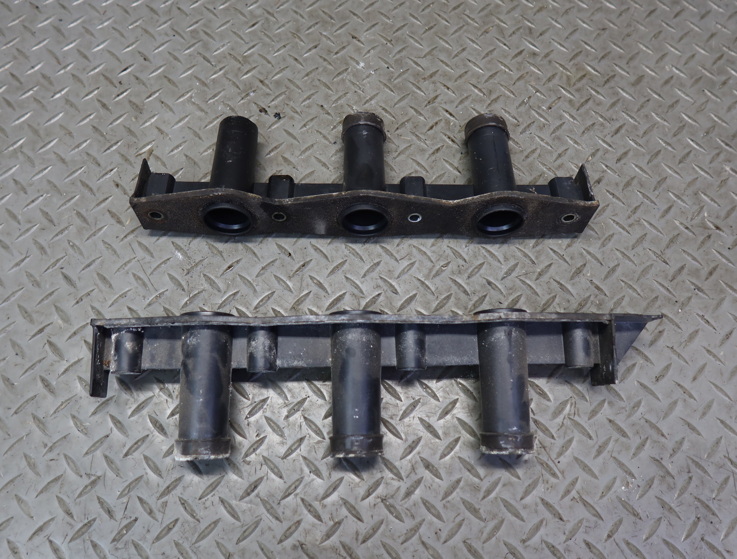 90-96 Nissan Z32 300ZX NA VG30DE Engine Motor Cylinder Head Valve Cover Set