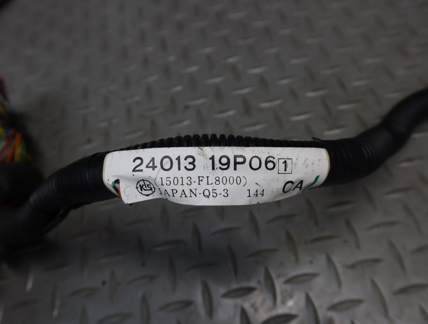 85-87 Nissan Z31 300ZX Dash Instrument Panel Wire Wiring Harness 24013-19P06 OEM
