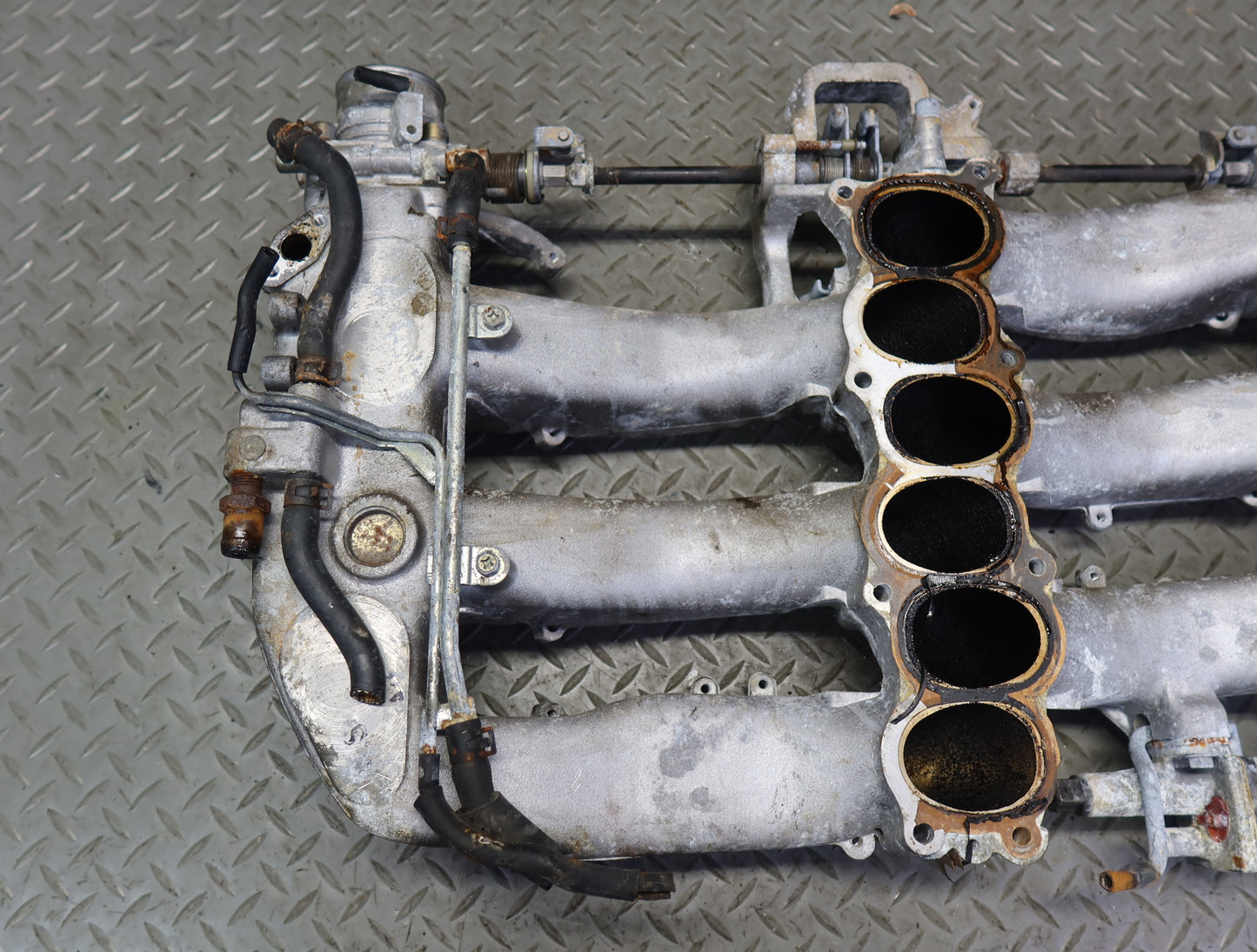 90-96 Nissan Z32 300ZX NA VG30DE Upper Intake Manifold w Idle Control Valve OEM