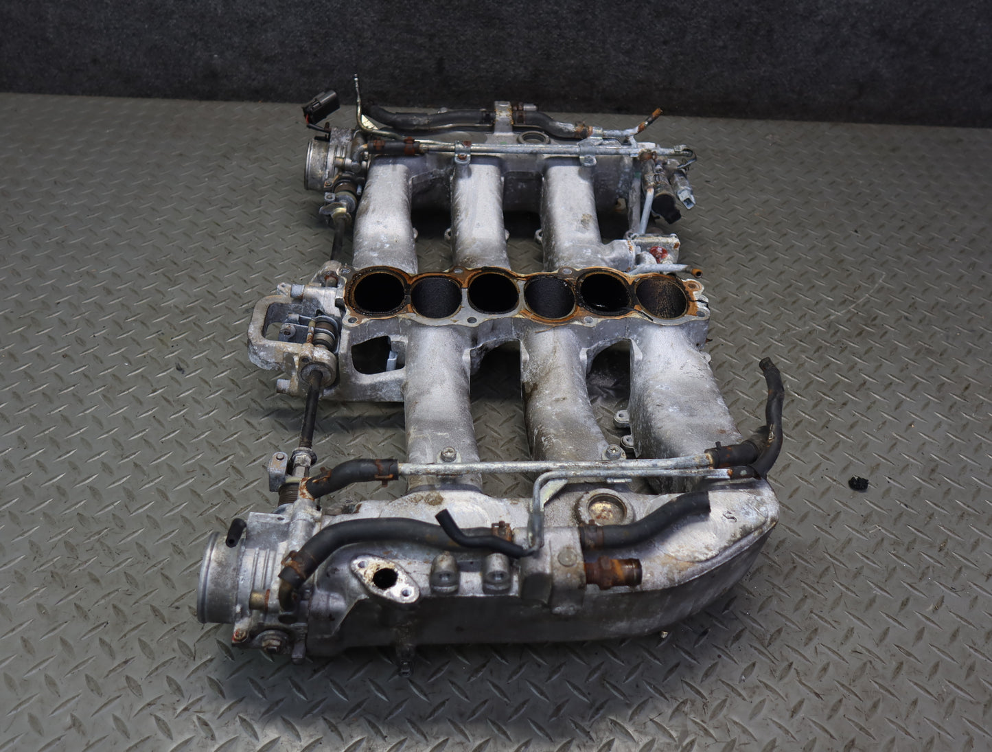 90-96 Nissan Z32 300ZX NA VG30DE Upper Intake Manifold w Idle Control Valve OEM