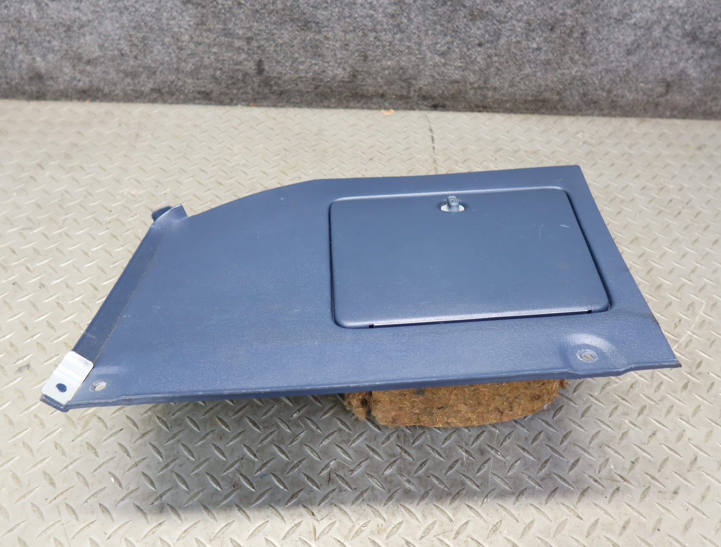84-86 Nissan Z31 300ZX 2+0 Rear Left & Right Trunk Trim Cover Panel Set OEM