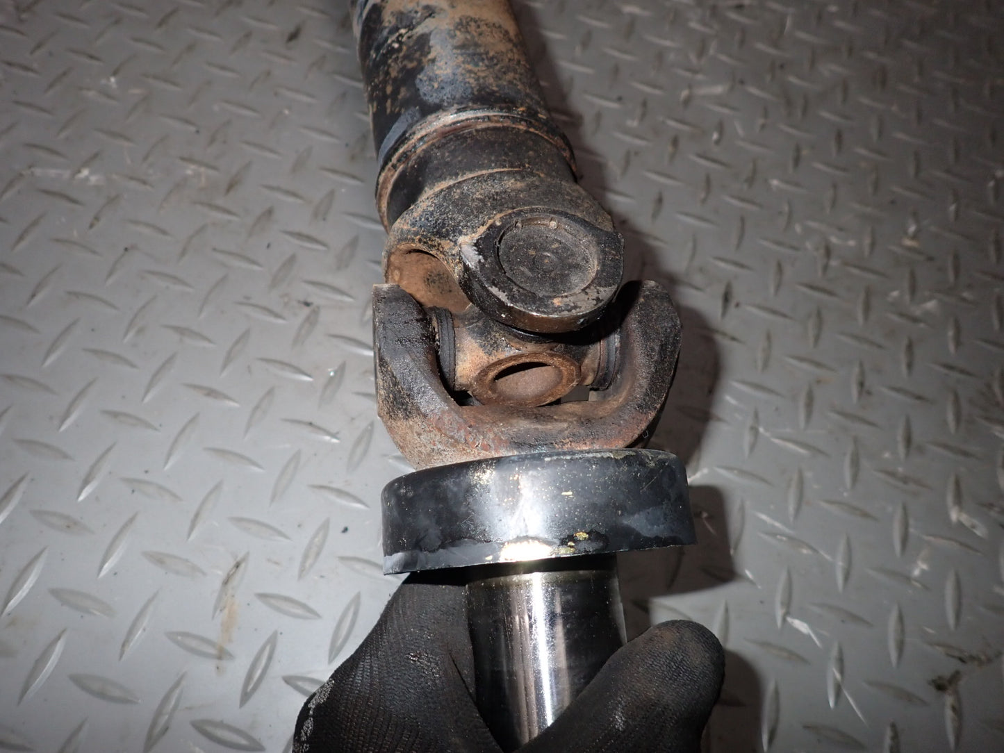 99-01 Toyota Crown JZS175 RWD A/T Automatic Rear Drive Shaft Driveshaft 51K OEM