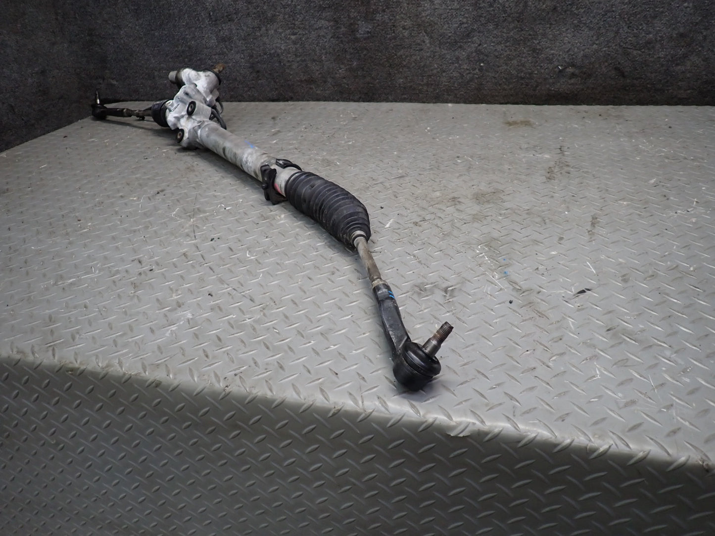 99-01 Toyota Crown JZS175 RHD Power Steering Rack & Pinion 51K Miles OEM