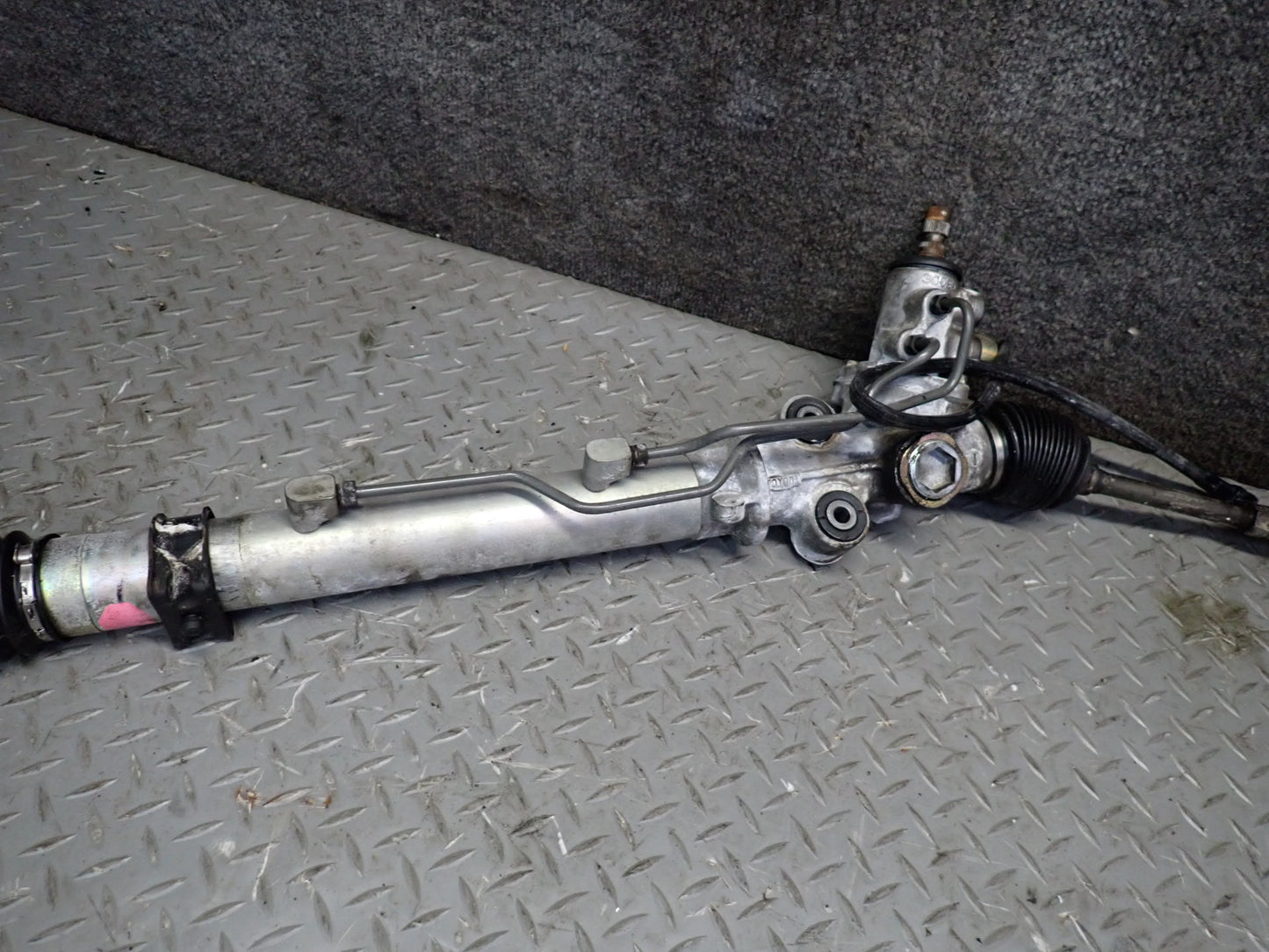 99-01 Toyota Crown JZS175 RHD Power Steering Rack & Pinion 51K Miles OEM