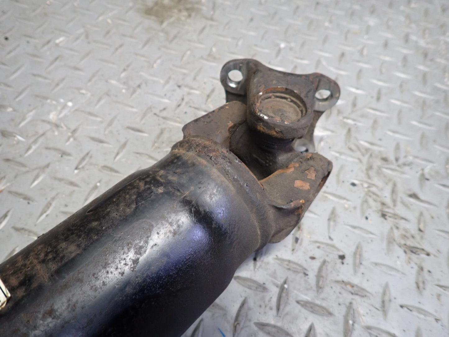 85-86 Nissan Z31 300ZX 2+0 NA M/T Drive Shaft Driveshaft OEM