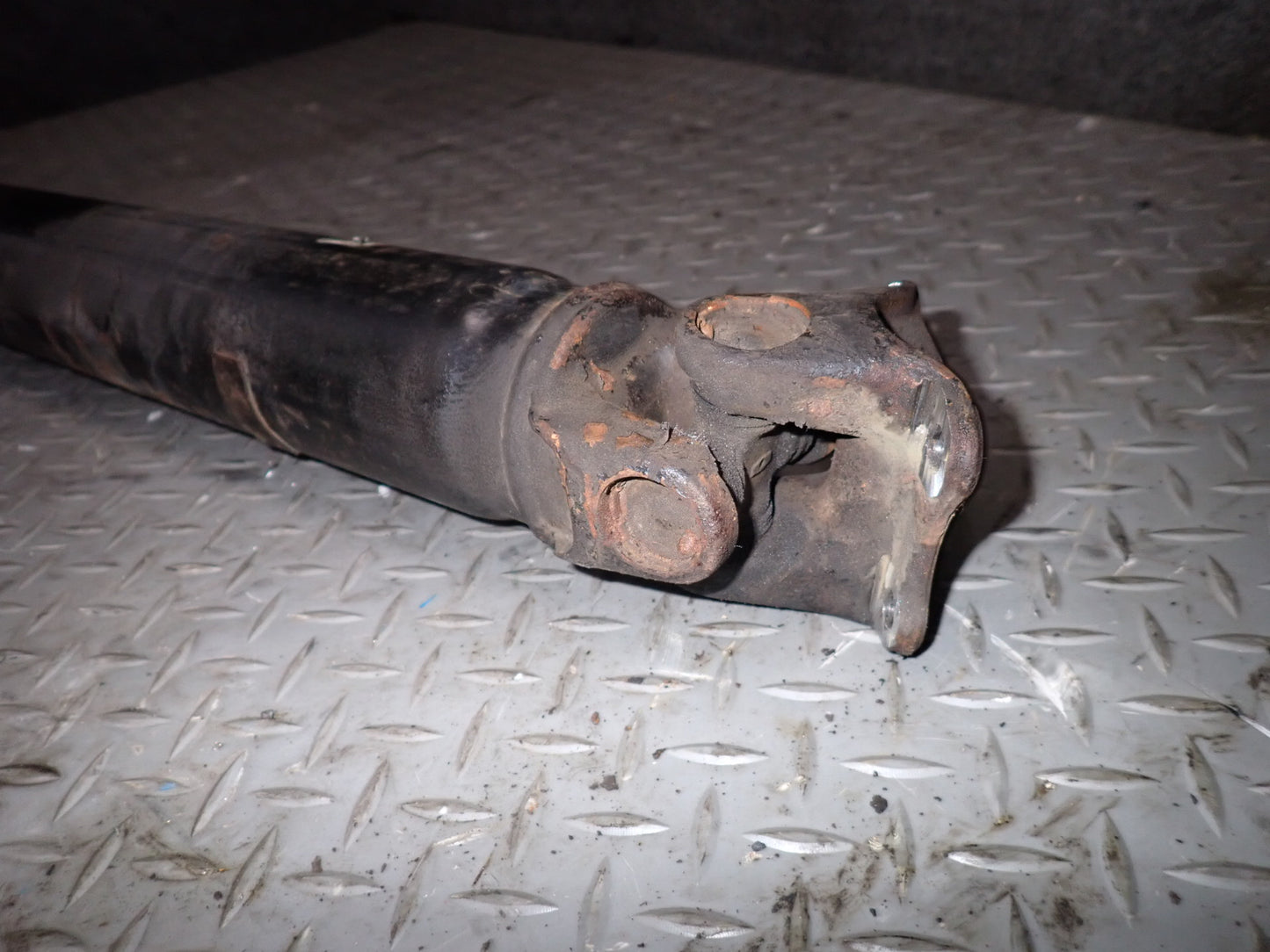 85-86 Nissan Z31 300ZX 2+0 NA M/T Drive Shaft Driveshaft OEM