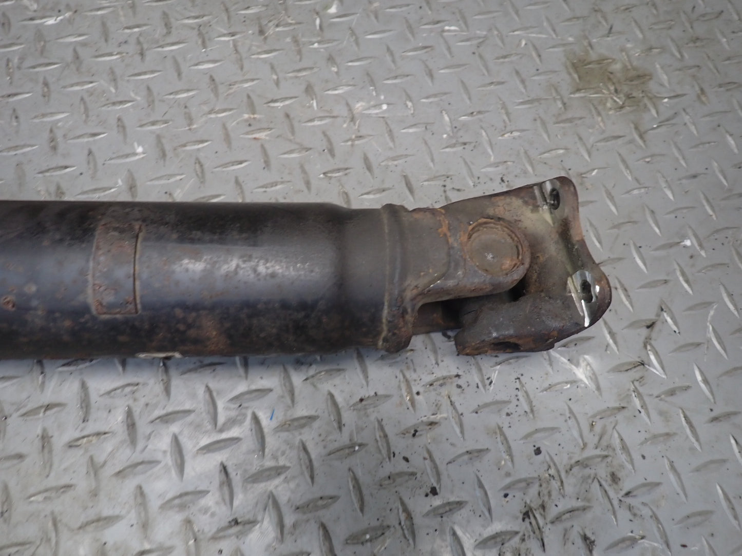 85-86 Nissan Z31 300ZX 2+0 NA M/T Drive Shaft Driveshaft OEM