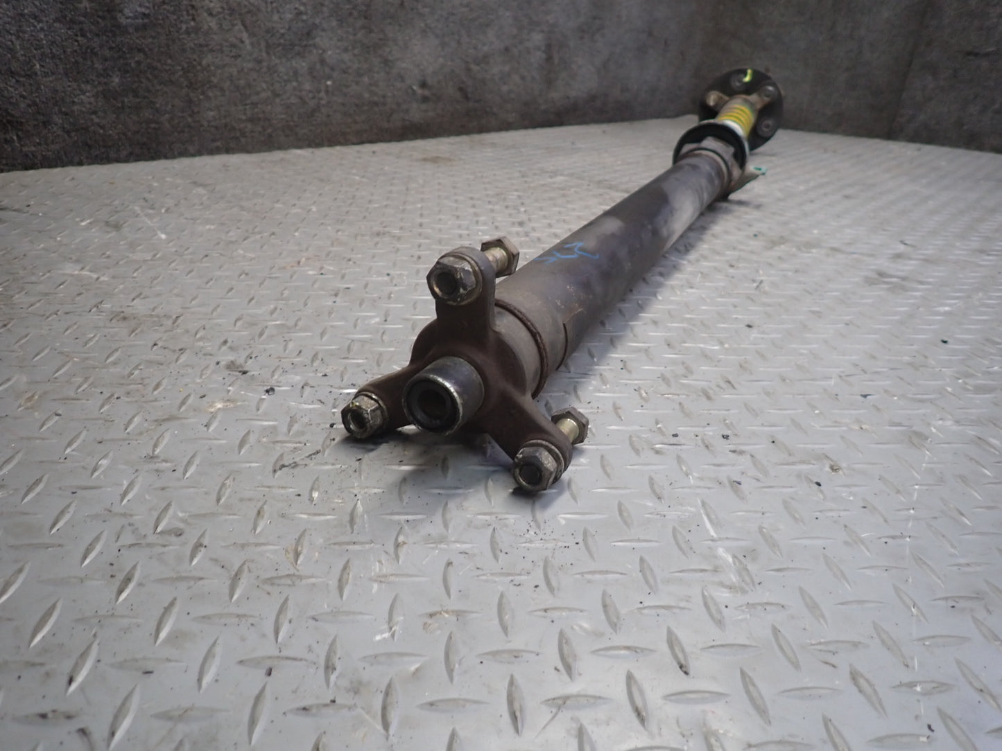 86-89 Mercedes R107 560SL M117 A/T Rear Drive Shaft Driveshaft 86K OEM