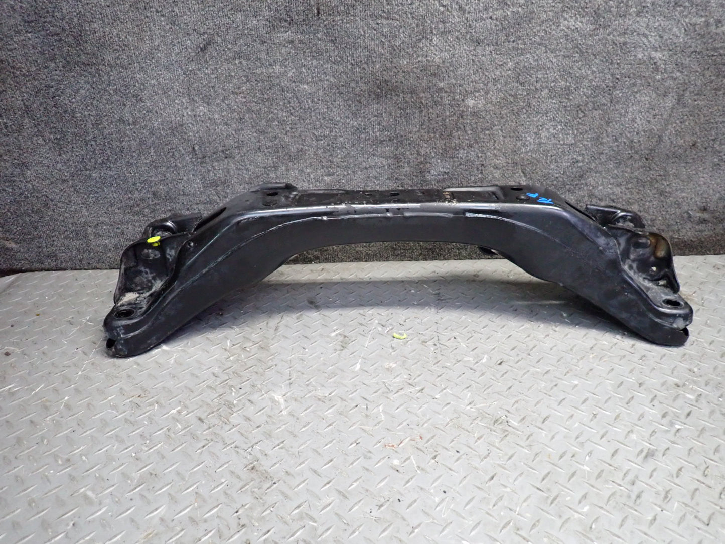 99-01 Toyota Crown JZS175 Front Suspension Subframe Crossmember Cradle 51K OEM