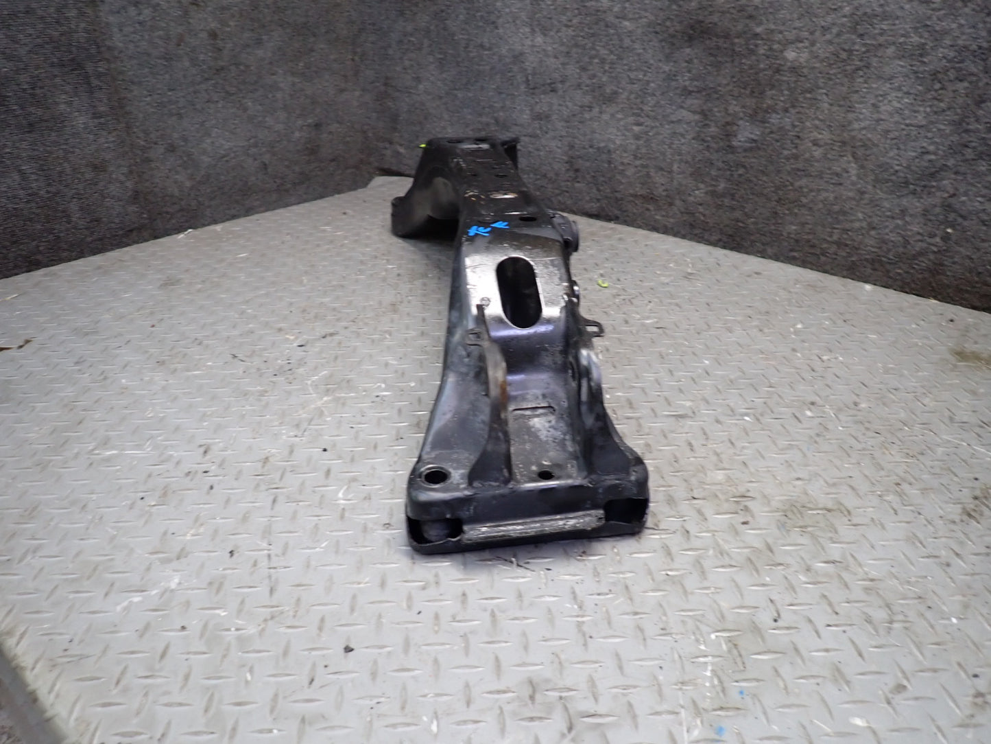99-01 Toyota Crown JZS175 Front Suspension Subframe Crossmember Cradle 51K OEM