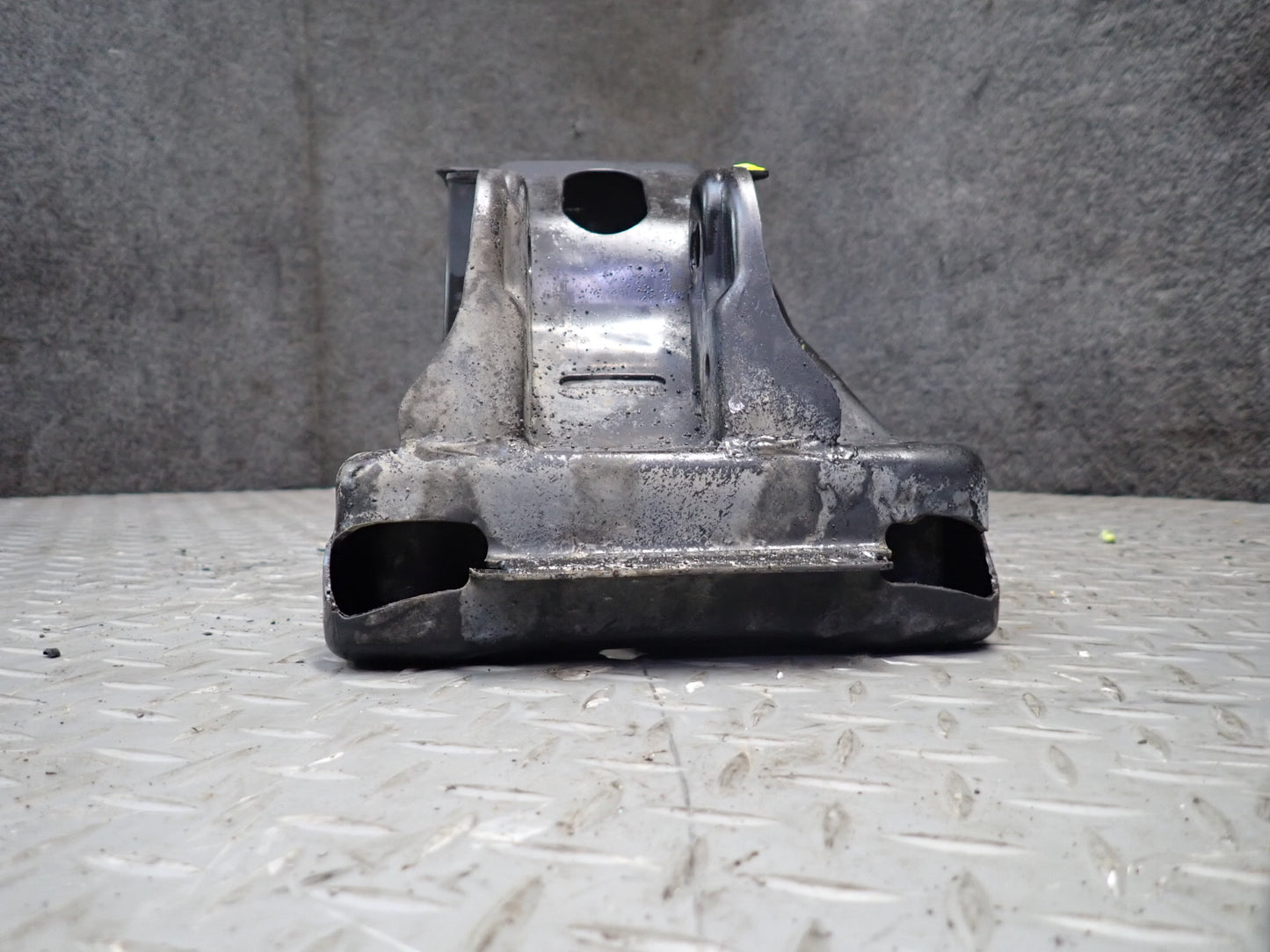 99-01 Toyota Crown JZS175 Front Suspension Subframe Crossmember Cradle 51K OEM